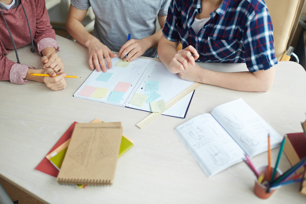 Menggambar Membantu Anak Belajar 4